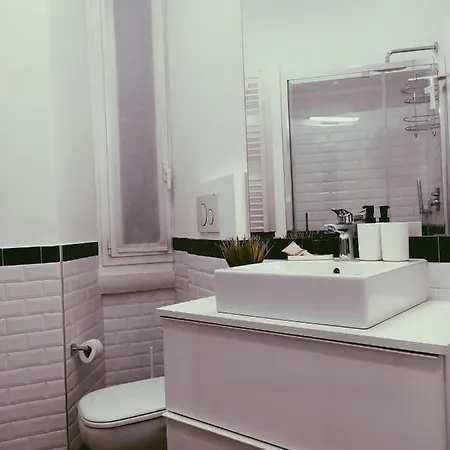 Apartamento Yr - Studi Milão