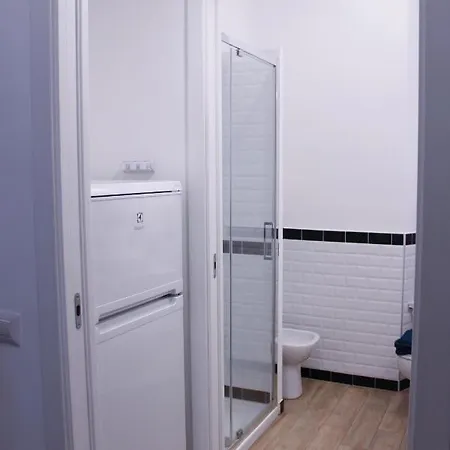 Yr - Studi Apartamento