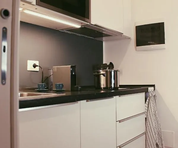 Lejlighed Yr Citta Studi - Modern Loft, 3 Min Walk To Duomo Bus *