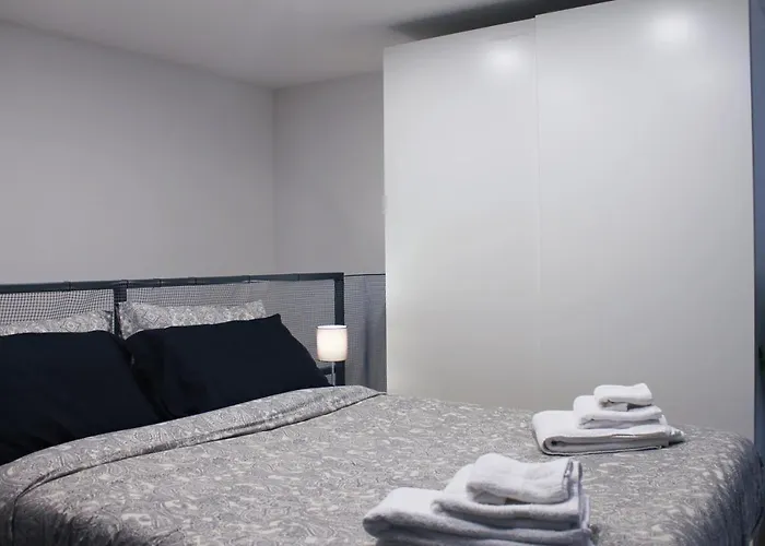 Yr Citta Studi - Modern Loft, 3 Min Walk To Duomo Bus Lejlighed Milano